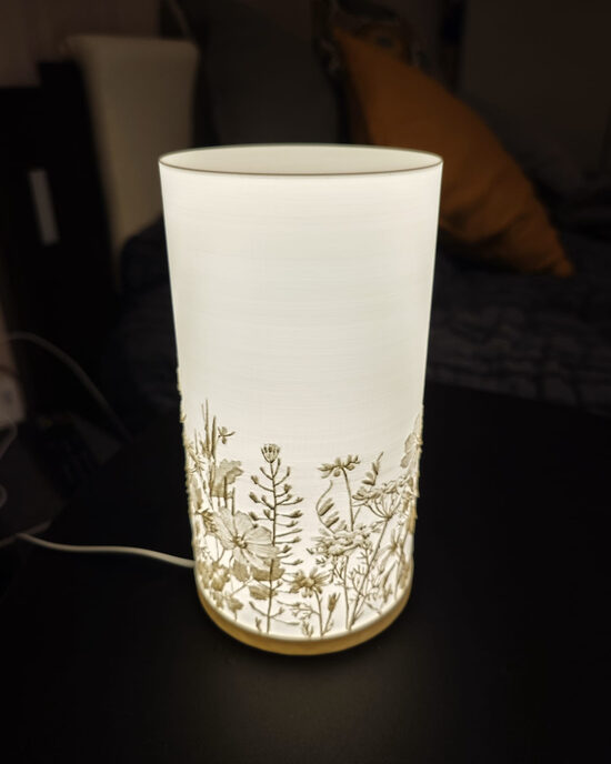 "Pļavas augi" galda lampa